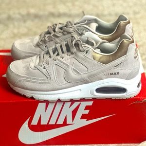 Women’s Air Max Command Premium in Gamma Grey Heather